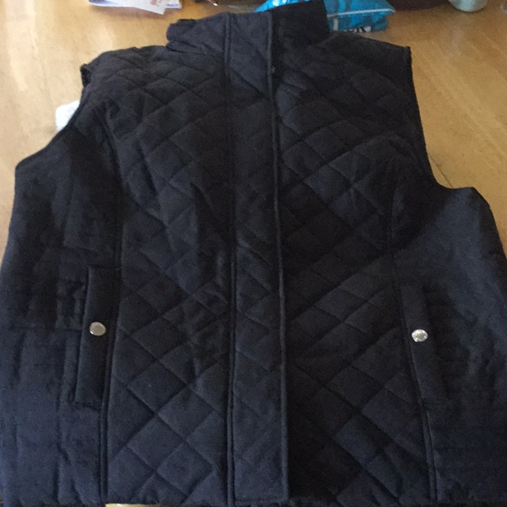 Women’s vest.